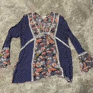 Fun print top with bell sleeves, small